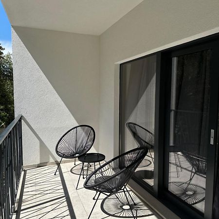 New In Airport Dubrovnik Apartamento Mocici Exterior foto